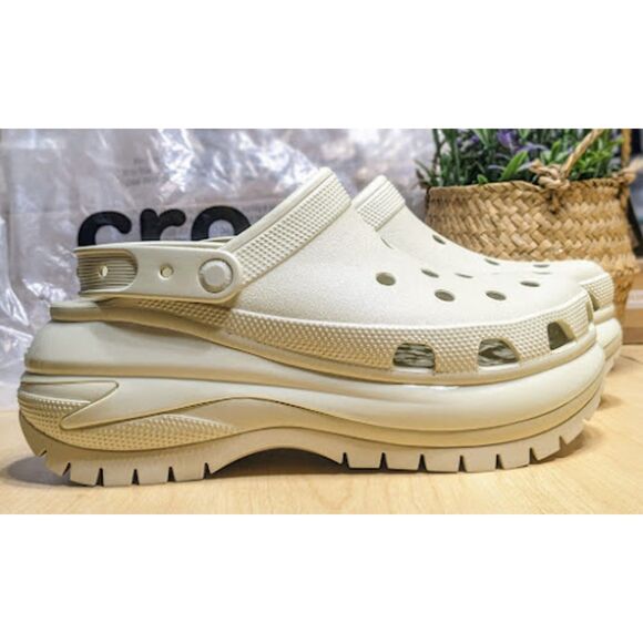 CROCS Mega Crush Platform Clogs Women's Size 10 NWT in Bone color - Picture 1 of 13